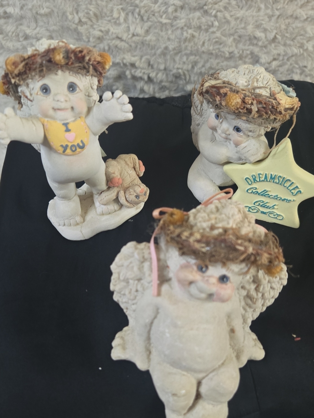 Dreamsicles Cherub Holiday Figurine Set - Cream